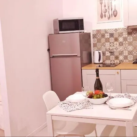 Cozy And Quiet In Apartman