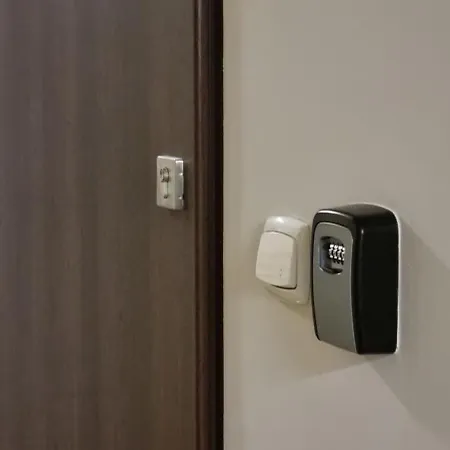 Cozy And Quiet In * ワルシャワ