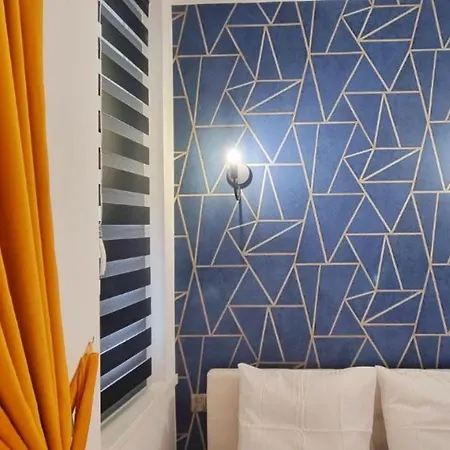 Cozy And Quiet In Apartmán Varšava